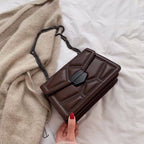 Bolsa Compacta em Couro Melrose